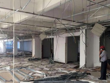 簡單介紹濟南大型室內(nèi)拆除吊頂?shù)娜齻€步驟