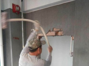 濟(jì)南拆除公司帶你了解老房拆除的注意事項(xiàng)